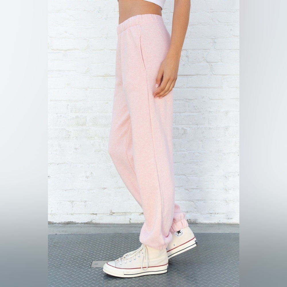Brandy Melville Sweatpants Rosa